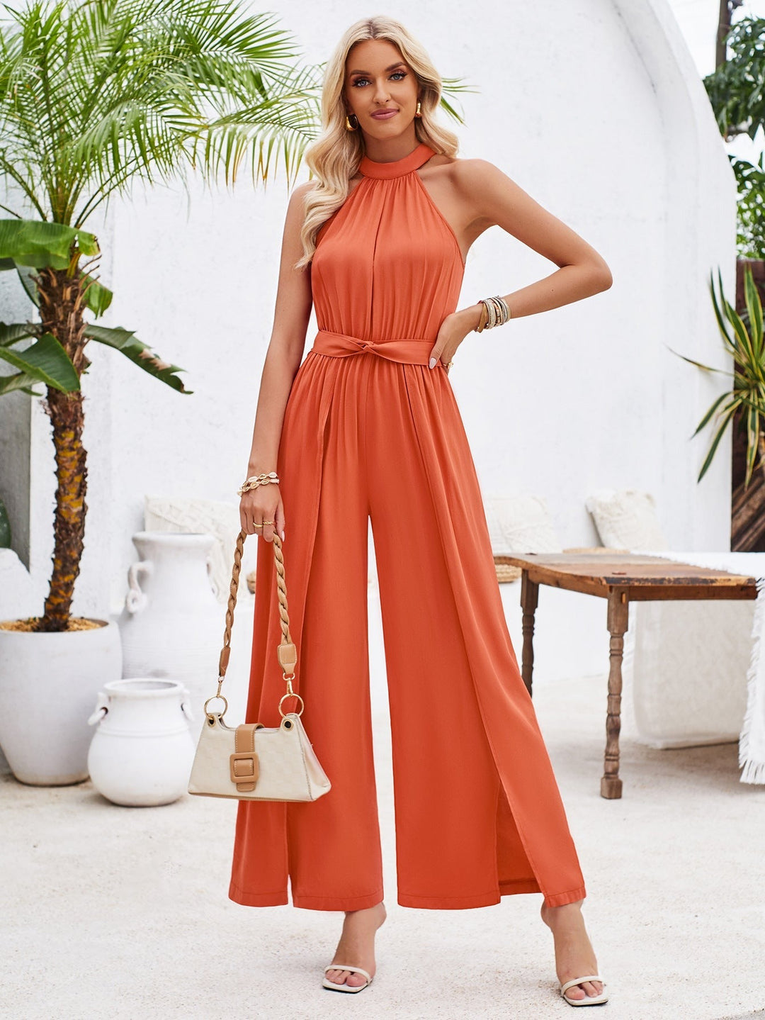 Mouwloze Halter Jumpsuit met Strik Taille