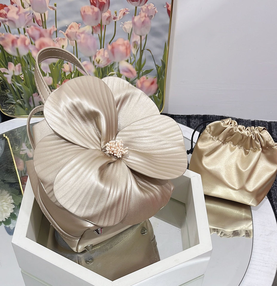 CALORA_ Creatieve Franse Bloemen Tote Tas met Schouderriem en Kettingdetail