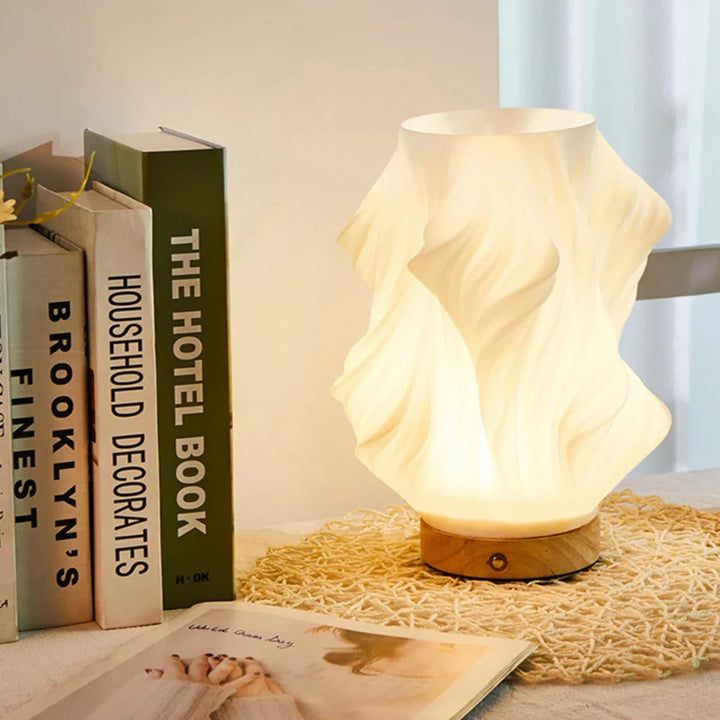 CALORA_ Pablité 'Serene Wavecrest'| Moderne Tafellamp met Golfvormige Shade