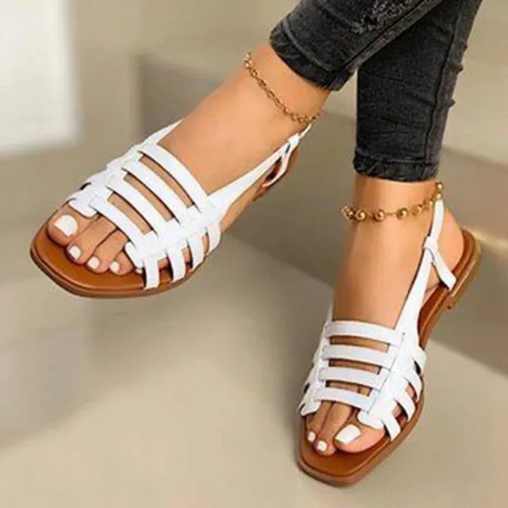 Sarayo | Platte casual sandalen met ronde neus