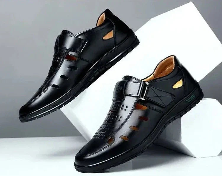 CALORA_ Heren Leren Sandalen met Gesloten Neus en Ademend Ontwerp