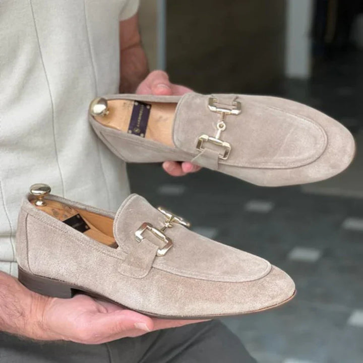 Bossélio | Suède Loafers met Metaal Gesp Detail