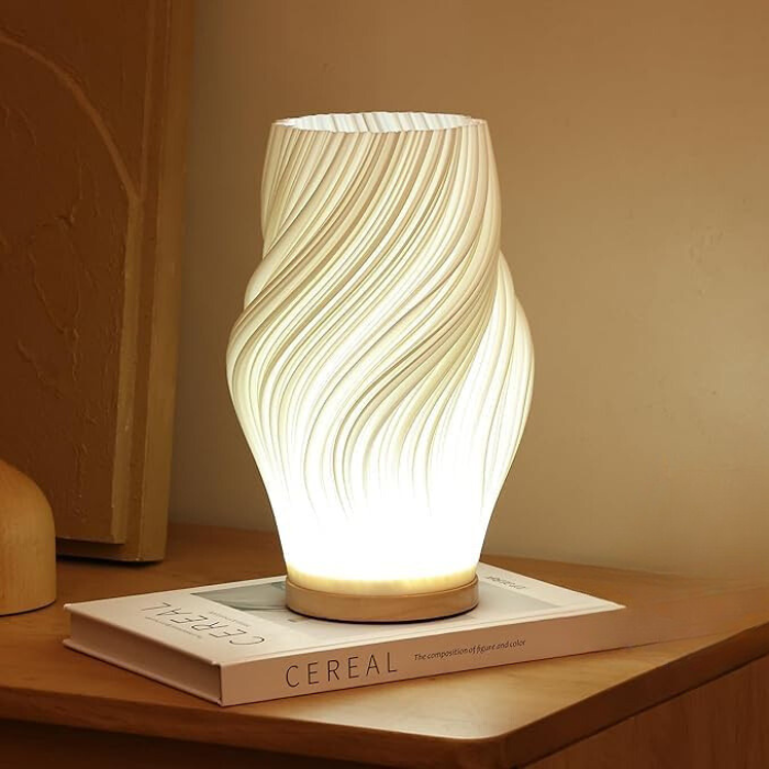 CALORA_ Pablité 'Serene Wavecrest'| Moderne Tafellamp met Golfvormige Shade