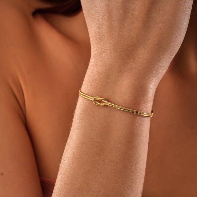 Amour | Minimalistische armband liefdesknoop - Goud - #Calora#