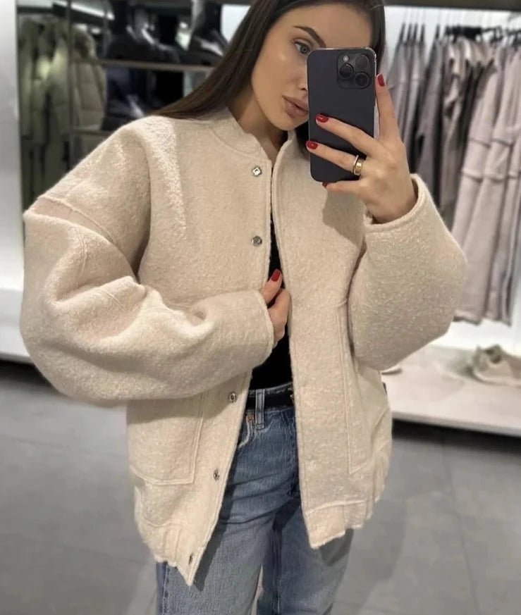 Ivana | Comfy Oversized Bomber Jas - Beige - #Calora#