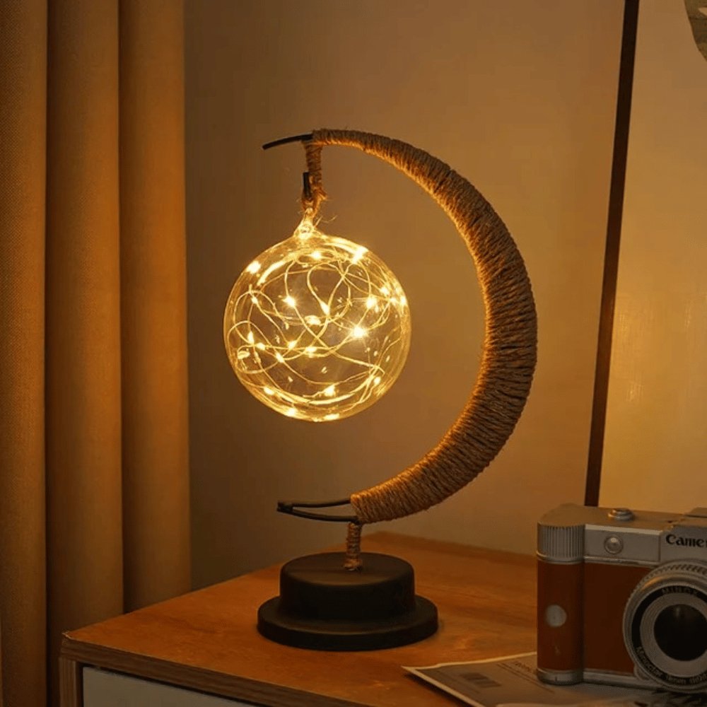 MoonLamp | Halve Maan Nacht Lamp - Decoratie nacht lamp - Betoverende Bal - #Calora#