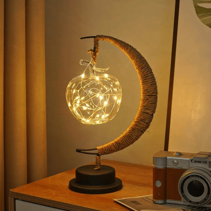 MoonLamp | Halve Maan Nacht Lamp - Decoratie nacht lamp - Betoverende Appel - #Calora#