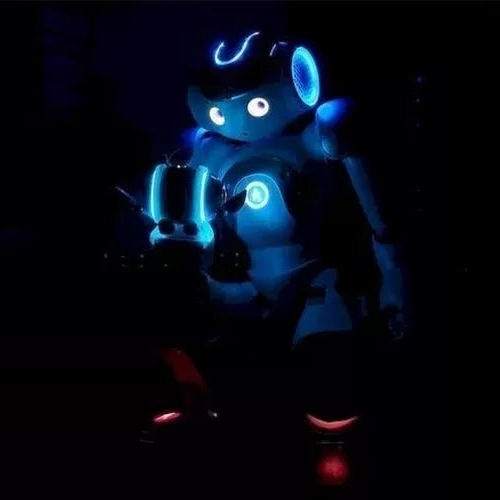 CALORA_ Voltify | High-Tech Kunstmatige Intelligentie AI Robot